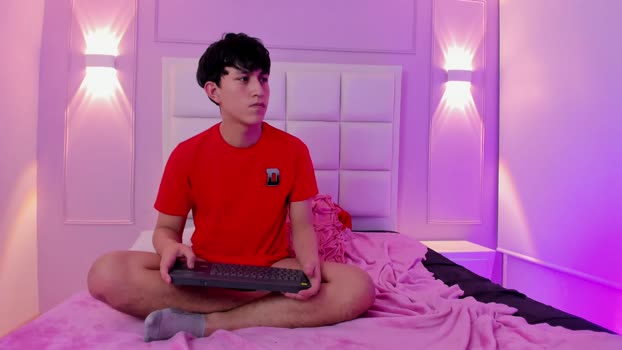 hoot_booys_ sexyfeet Webcam SHOW @ Chaturbate 29-01-2026
