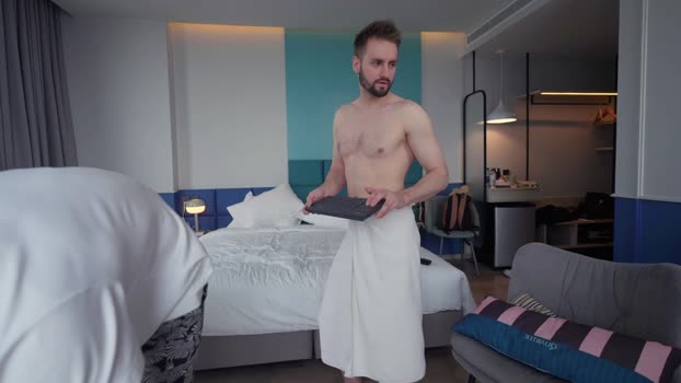 enjohnny show Webcam SHOW @ Chaturbate 31-01-2026