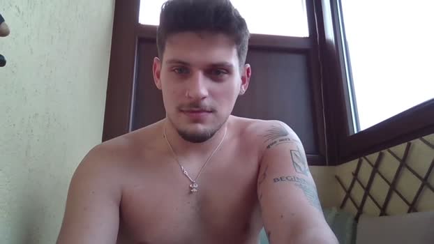 roberto_twink1 kissing Webcam SHOW @ Chaturbate 01-02-2026