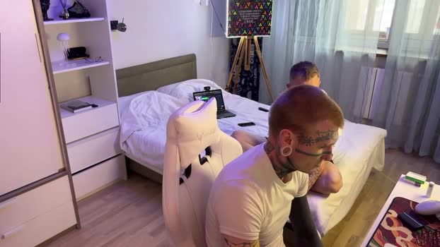 c10h15on fingering Webcam SHOW @ Chaturbate 02-02-2026