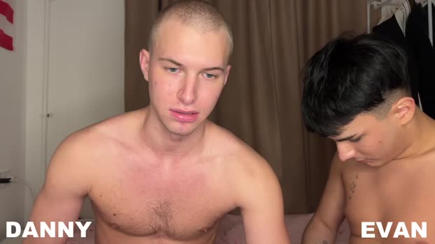 ursaotome orgasm Webcam SHOW @ Chaturbate 02-02-2026