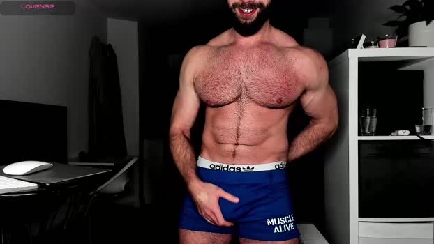 cockheadstud bigtoys Webcam SHOW @ Chaturbate 02-02-2026