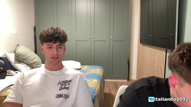 italianboy092 Porn Webcam SHOW @ Chaturbate 02-02-2026
