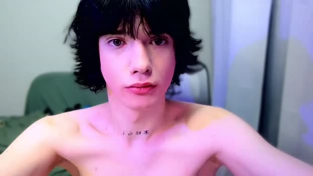 leonkissboy