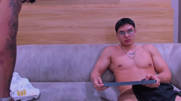 soccer_hot kissing Webcam SHOW @ Chaturbate 03-02-2026