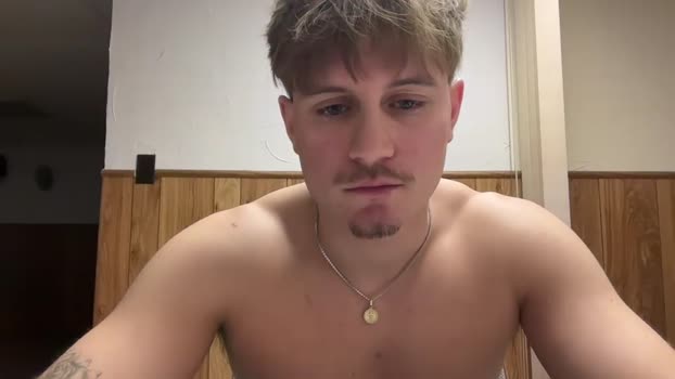 buzz5127 fuckface Webcam SHOW @ Chaturbate 04-02-2026