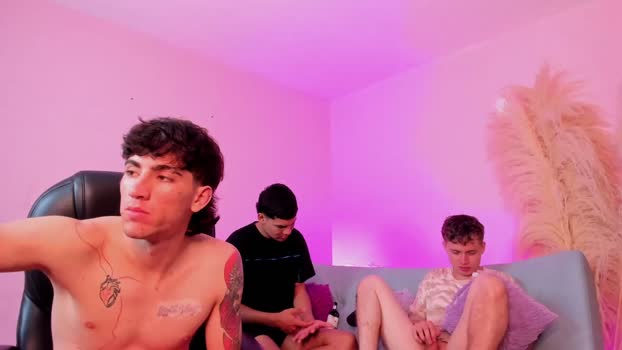handsomeboys19 love Webcam SHOW @ Chaturbate 04-02-2026