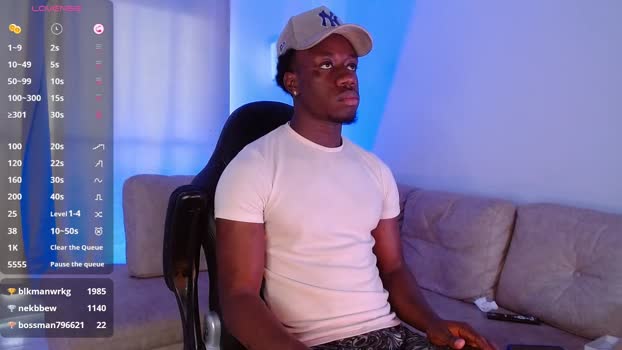 mylowallacee show Webcam SHOW @ Chaturbate 03-02-2026