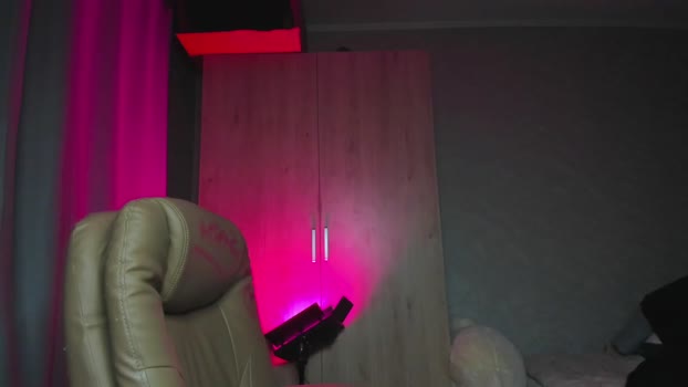 only_iva21 kinky Webcam SHOW @ Chaturbate 04-02-2026