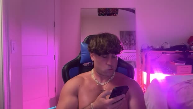 hungkingg22 Show Webcam SHOW @ Chaturbate 06-02-2026