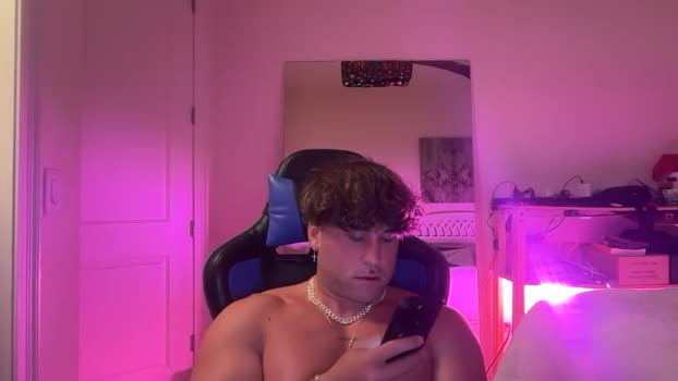 hungkingg22 fingers Webcam SHOW @ Chaturbate 07-02-2026