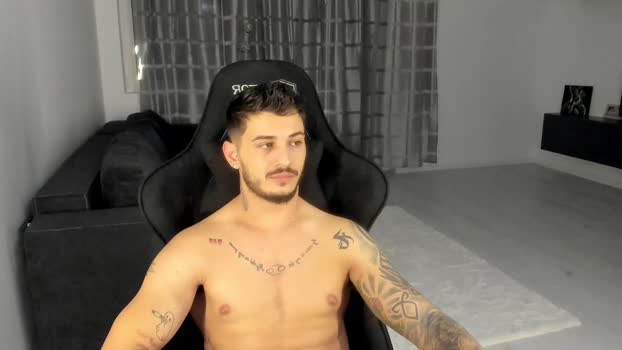 jonnyporn1 orgasm Webcam SHOW @ Chaturbate 07-02-2026