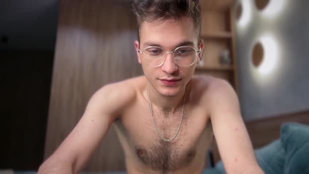 tai_fun bigtoys Webcam SHOW @ Chaturbate 06-02-2026
