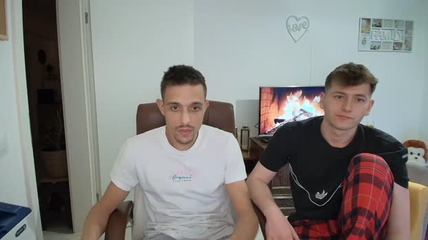 hotboyshorny lick Webcam SHOW @ Chaturbate 07-02-2026