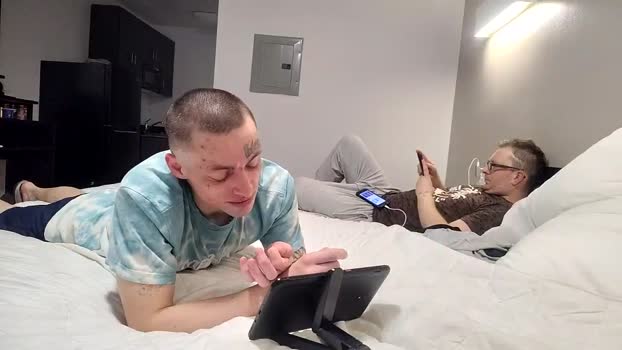 staightupdownbad love Webcam SHOW @ Chaturbate 08-02-2026