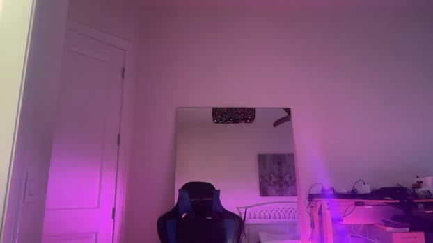 hungkingg22 fuckhard Webcam SHOW @ Chaturbate 09-02-2026