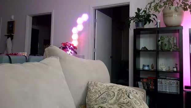 cayla_ kiss Webcam SHOW @ Chaturbate 14-02-2026