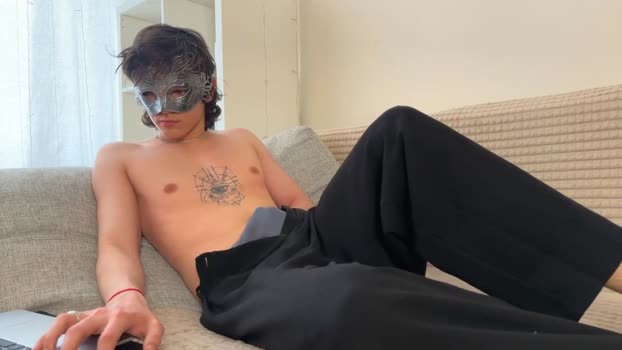 mark_romal striptease Webcam SHOW @ Chaturbate 15-02-2026