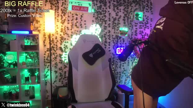 twinkben04 bigtoys Webcam SHOW @ Chaturbate 16-02-2026