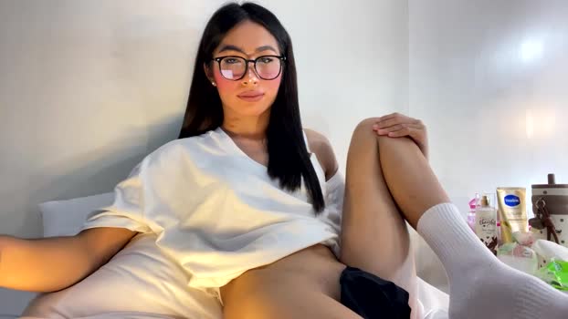 gleiahong Cam Webcam SHOW @ Chaturbate 16-02-2026