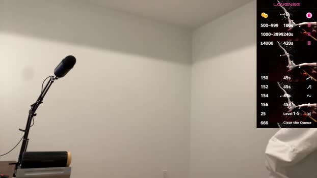 donnybasilisk legs Webcam SHOW @ Chaturbate 18-02-2026