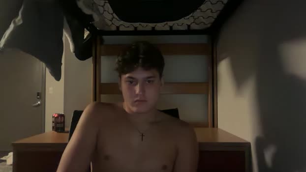 lochlanplayzz sexykitty Webcam SHOW @ Chaturbate 18-02-2026