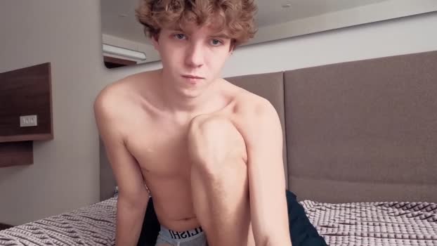 braxiboy yummy Webcam SHOW @ Chaturbate 19-02-2026