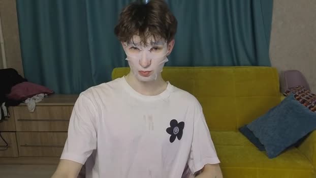 drinklinov ass Webcam SHOW @ Chaturbate 19-02-2026