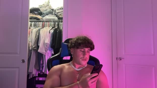 hungkingg22 fuckher Webcam SHOW @ Chaturbate 18-02-2026