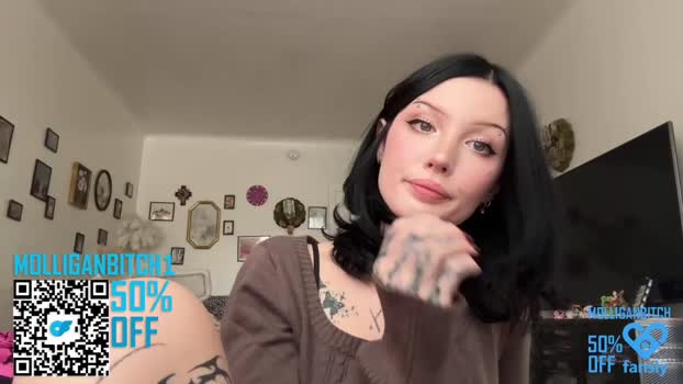 evelynforever bigcock Webcam SHOW @ Chaturbate 19-02-2026