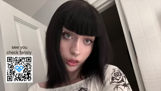 vailyreb spank Webcam SHOW @ Chaturbate 20-02-2026