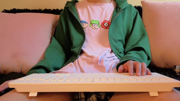 bumblubee Cam Webcam SHOW @ Chaturbate 23-02-2026