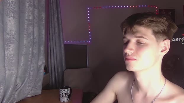axel_0ne fingering Webcam SHOW @ Chaturbate 26-02-2026