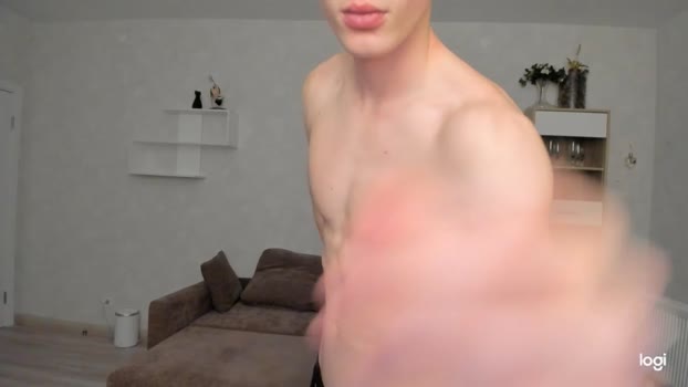 max_foks_ fuckass Webcam SHOW @ Chaturbate 25-02-2026