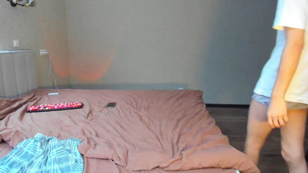 bunnyblush67 kiss Webcam SHOW @ Chaturbate 03-03-2026