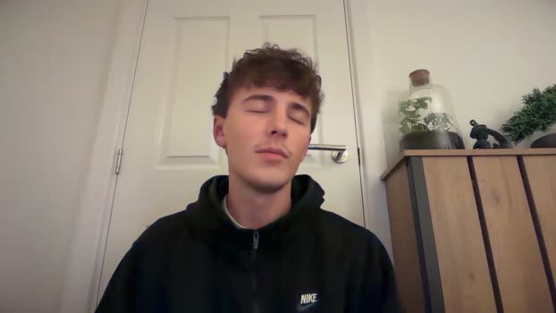 luciancrowe sexyfeet Webcam SHOW @ Chaturbate 03-03-2026