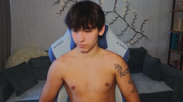 chem1ko show Webcam SHOW @ Chaturbate 04-03-2026