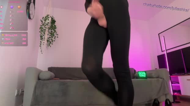 juliashka suckcock Webcam SHOW @ Chaturbate 03-03-2026