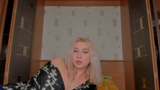 xander_novak show Webcam SHOW @ Chaturbate 04-03-2026