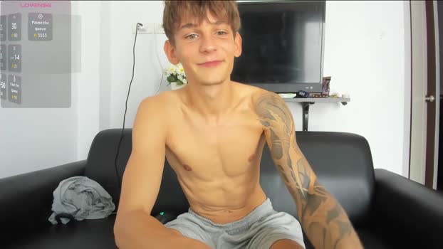 aiko_miracle Cam Webcam SHOW @ Chaturbate 05-03-2026