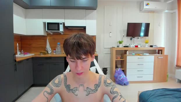 aplant_ bicurious Webcam SHOW @ Chaturbate 05-03-2026