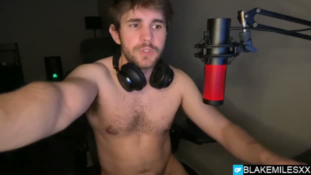 blakemiles2 big Webcam SHOW @ Chaturbate 05-03-2026
