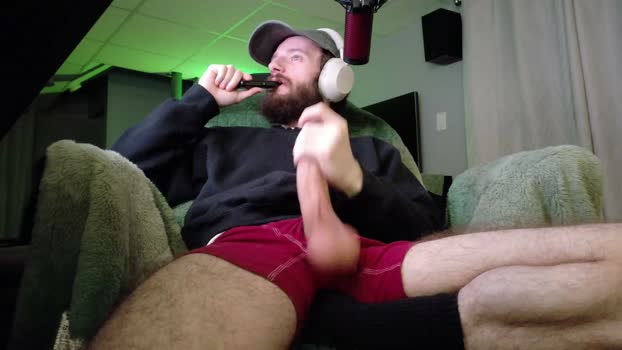 digbicknik toys Webcam SHOW @ Chaturbate 05-03-2026