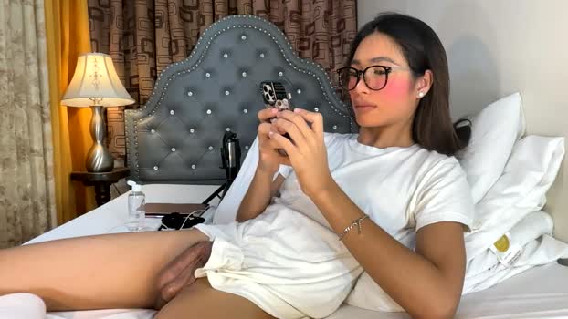 gleiahong love Webcam SHOW @ Chaturbate 04-03-2026