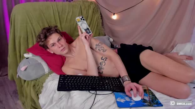 maxim_burn show Webcam SHOW @ Chaturbate 05-03-2026