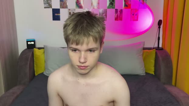 metratok play Webcam SHOW @ Chaturbate 04-03-2026