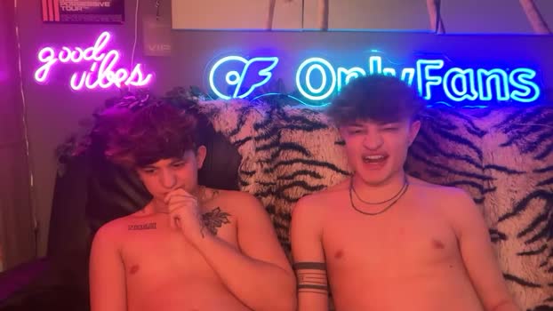 eastinwestin twink Webcam SHOW @ Chaturbate 06-03-2026