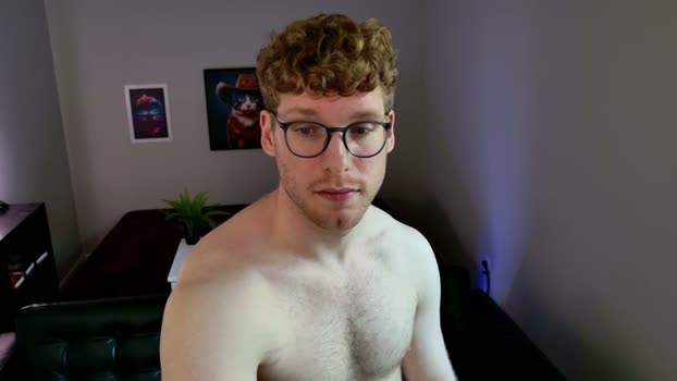 blueeyedtallguy kissing Webcam SHOW @ Chaturbate 08-03-2026