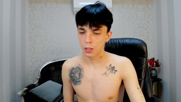 clarkbev toy Webcam SHOW @ Chaturbate 08-03-2026