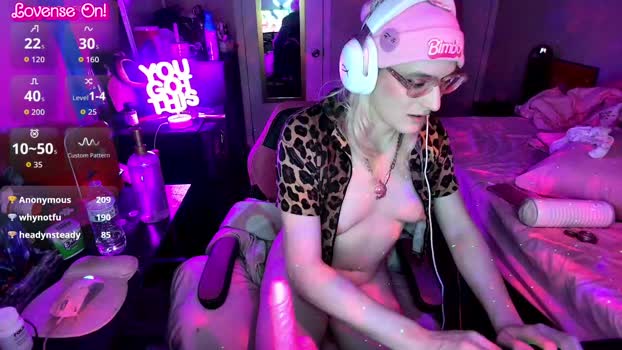 bambibimbosparkles toys Webcam SHOW @ Chaturbate 09-03-2026